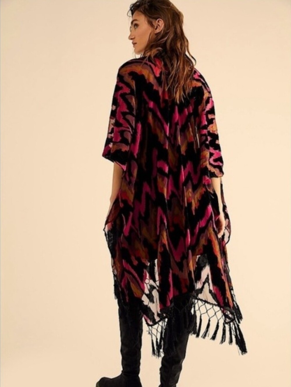 FREE PEOPLE-Dripping Velvet Burnout Kimono with fringe